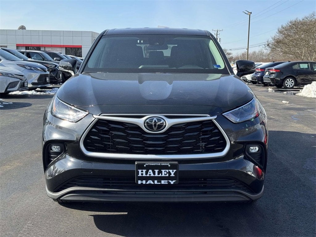 2024 Toyota Highlander LE