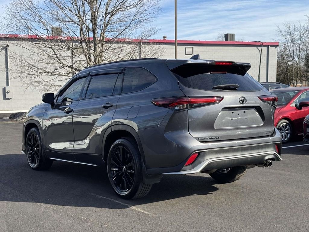 2024 Toyota Highlander XSE