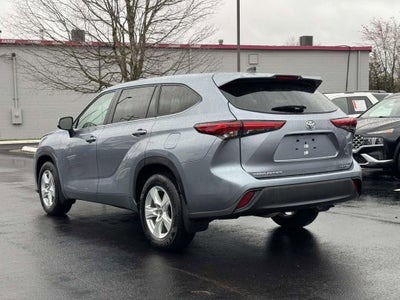 2023 Toyota Highlander LE