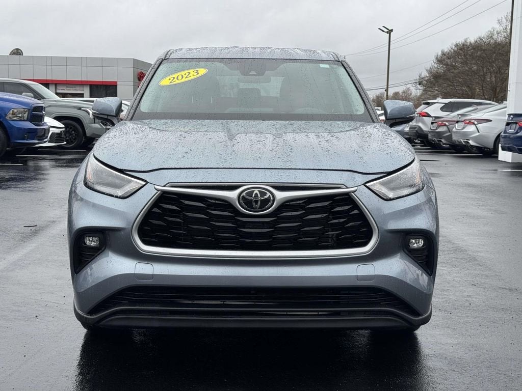 2023 Toyota Highlander LE