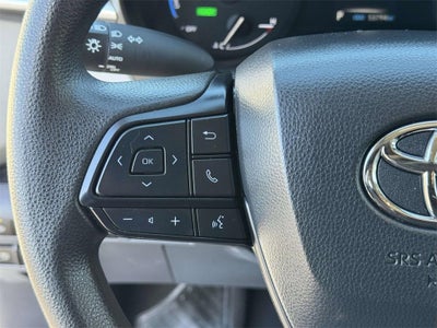 2024 Toyota Sienna LE