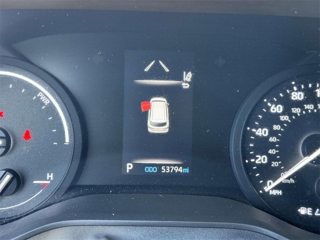 2024 Toyota Sienna LE