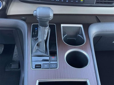 2024 Toyota Sienna LE