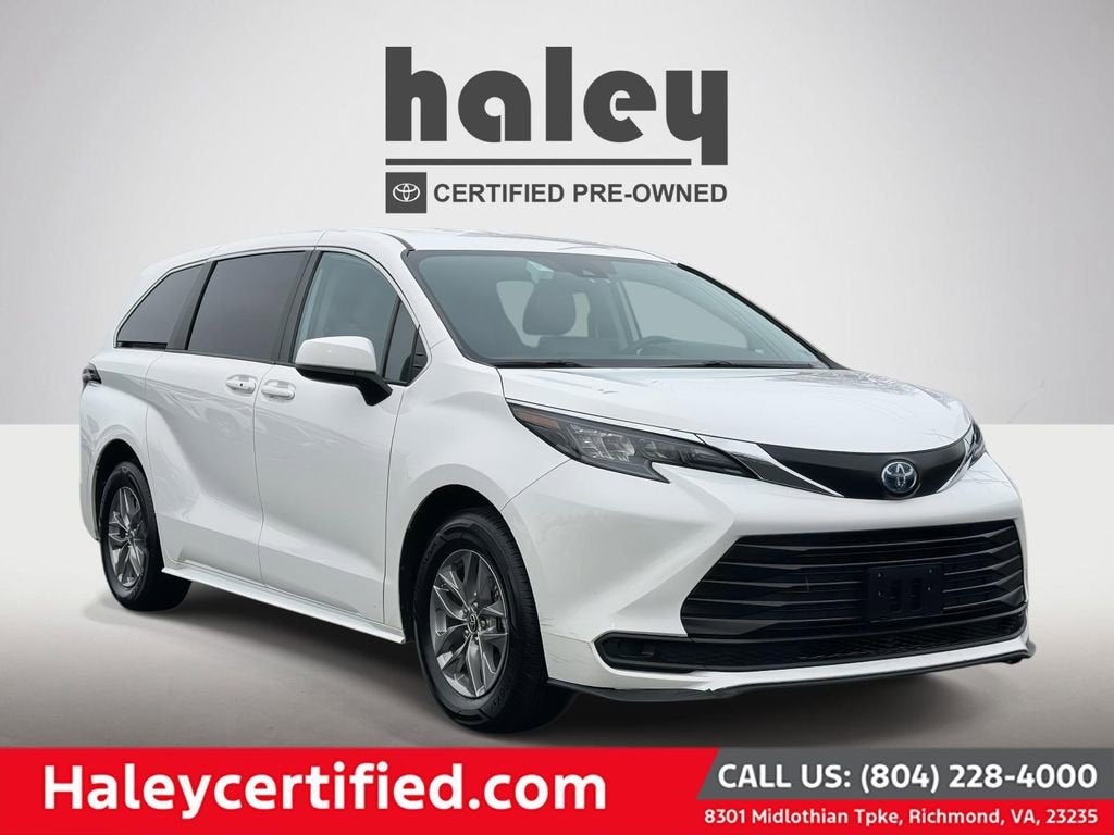 2024 Toyota Sienna LE