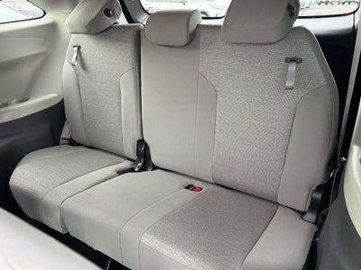 2024 Toyota Sienna LE