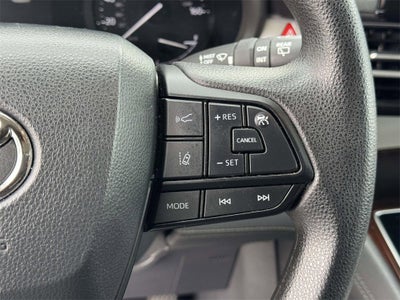 2024 Toyota Sienna LE