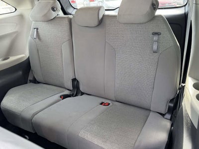 2024 Toyota Sienna LE