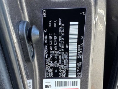 2024 Toyota Sienna LE