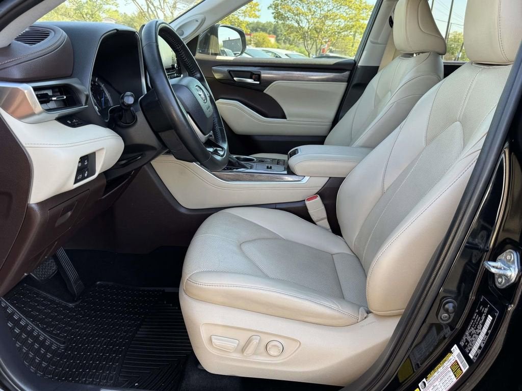 2022 Toyota Highlander Limited