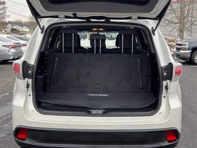 2016 Toyota Highlander LE