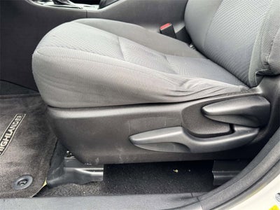 2016 Toyota Highlander LE