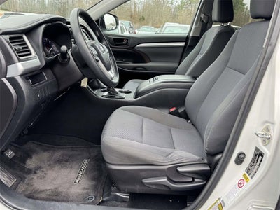 2016 Toyota Highlander LE