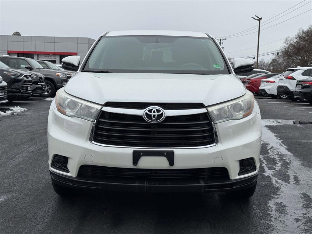 2016 Toyota Highlander LE