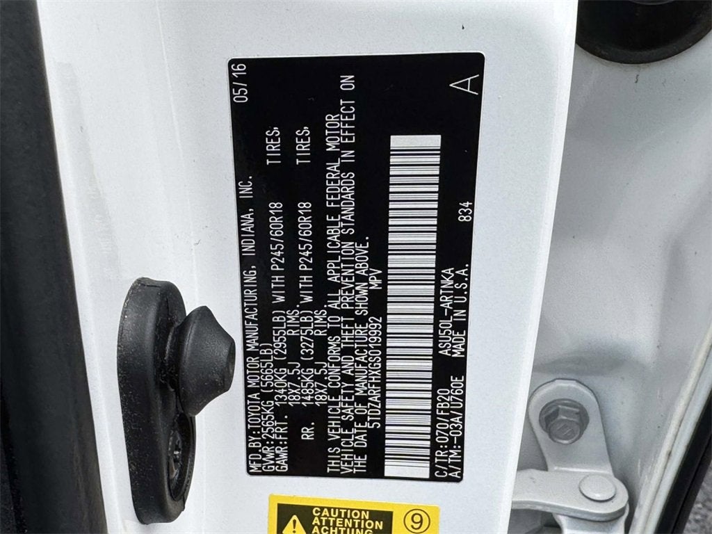 2016 Toyota Highlander LE