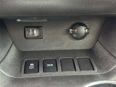 2016 Toyota Highlander LE