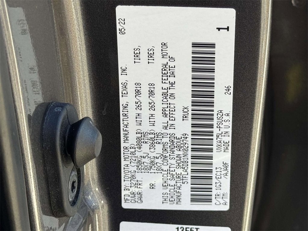 2022 Toyota Tundra SR5