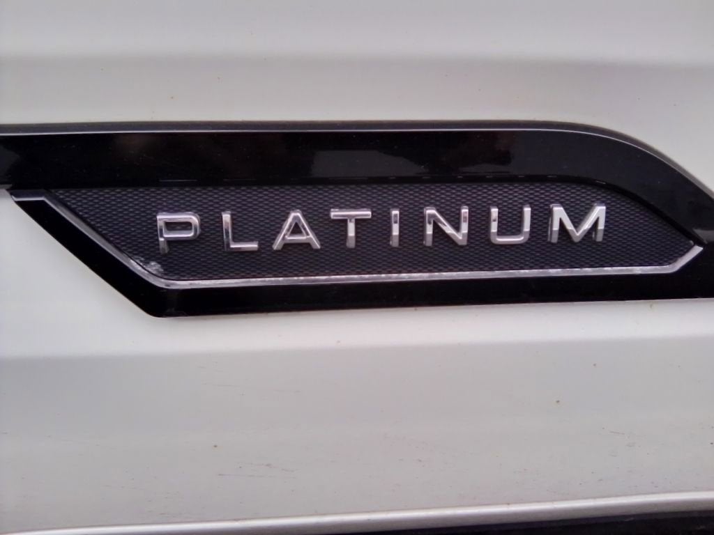 2022 Toyota Tundra Platinum