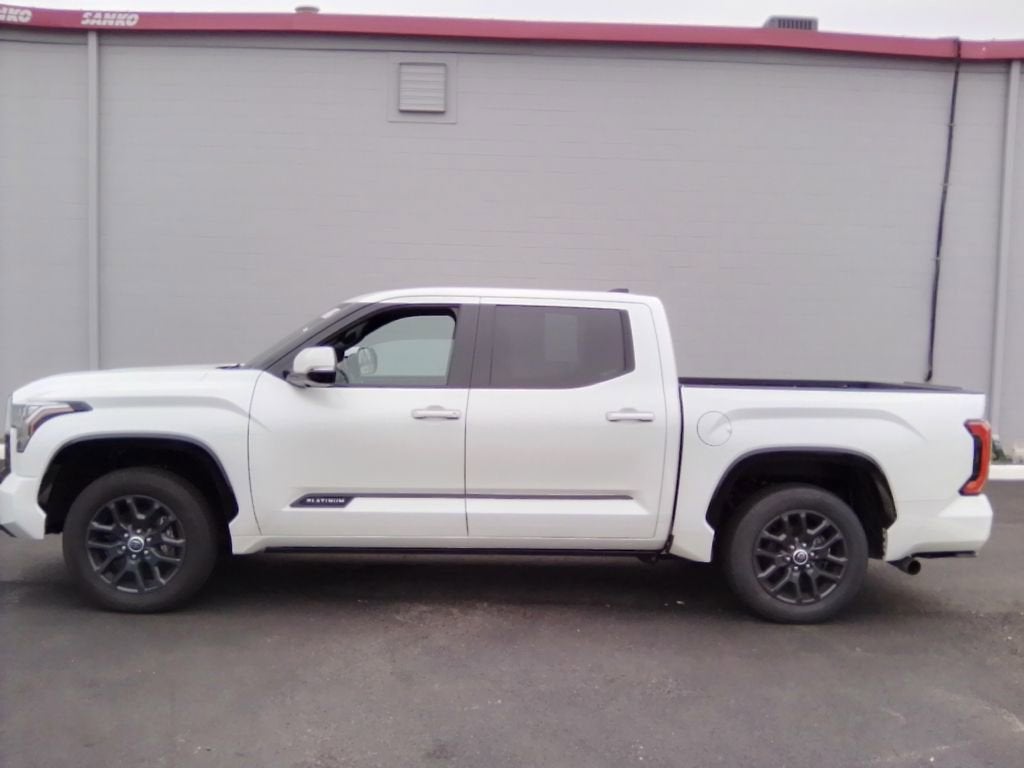 2022 Toyota Tundra Platinum