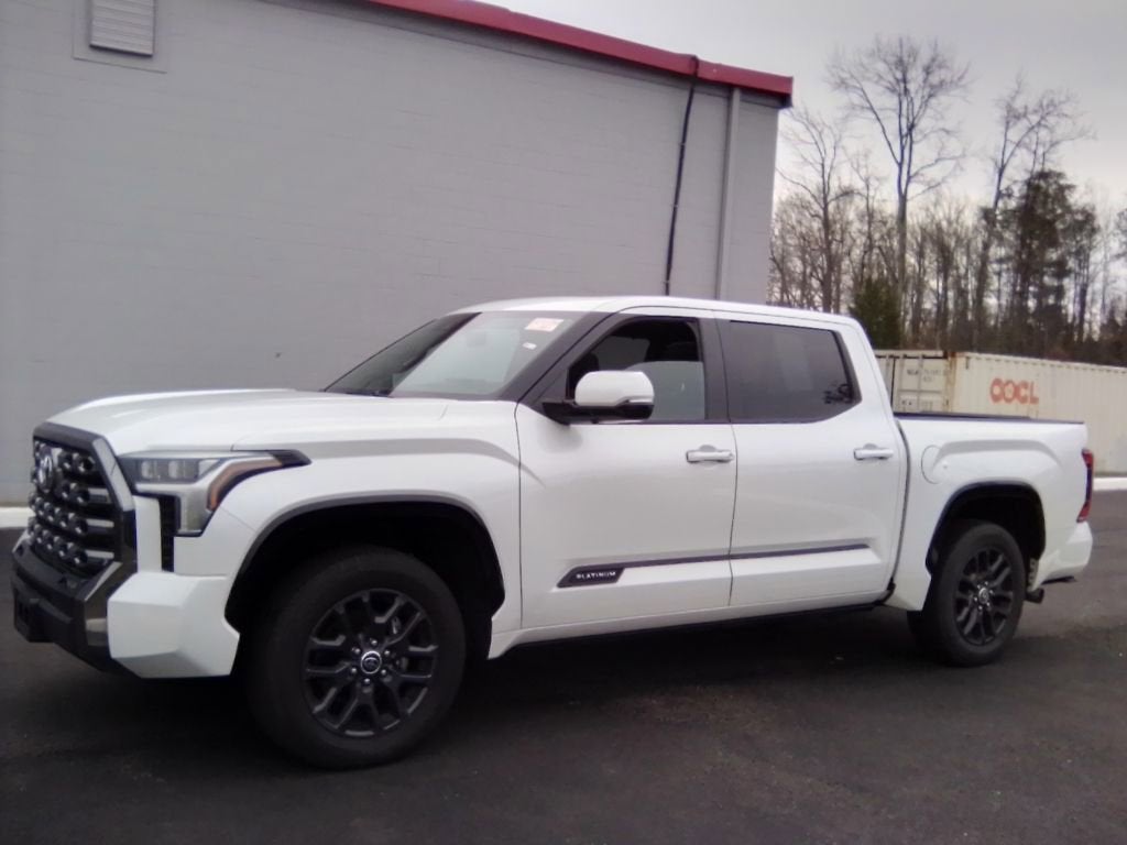 2022 Toyota Tundra Platinum