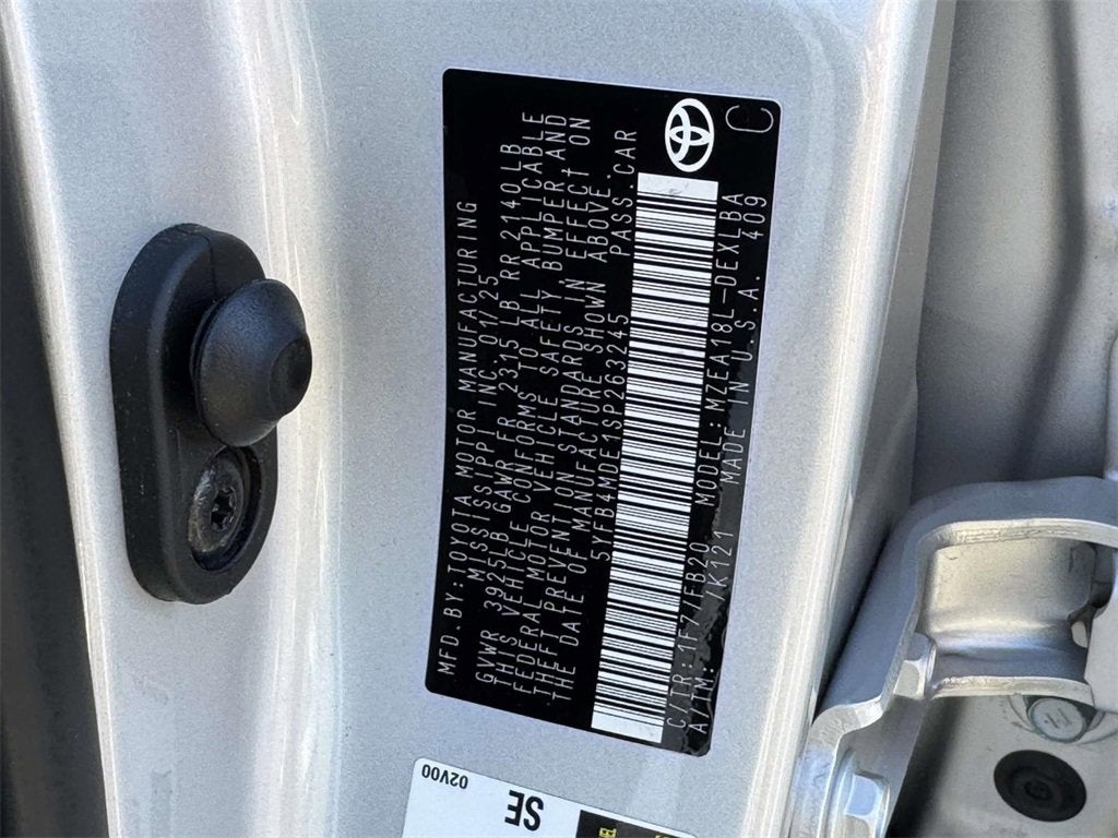 2025 Toyota Corolla LE