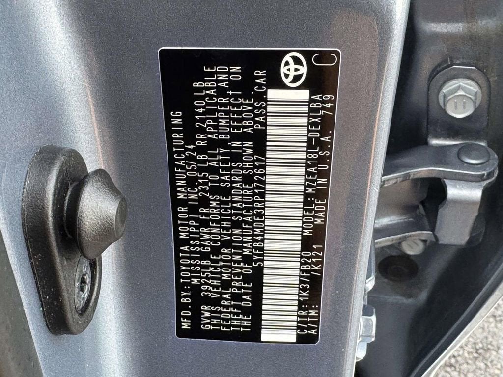 2024 Toyota Corolla LE