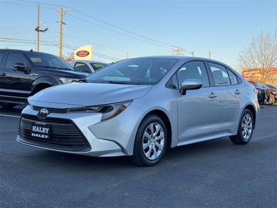 2025 Toyota Corolla LE
