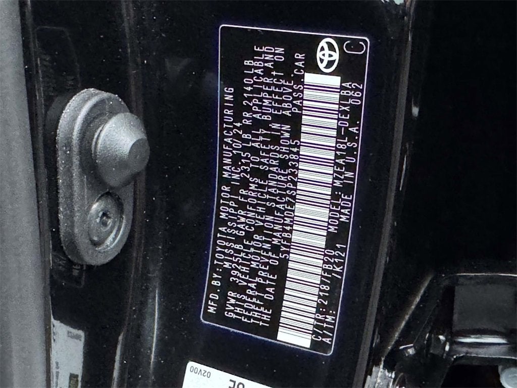 2025 Toyota Corolla LE