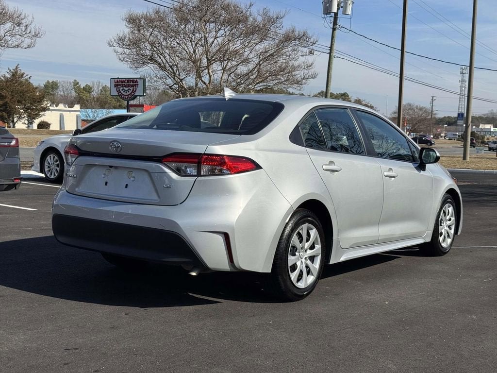2025 Toyota Corolla LE