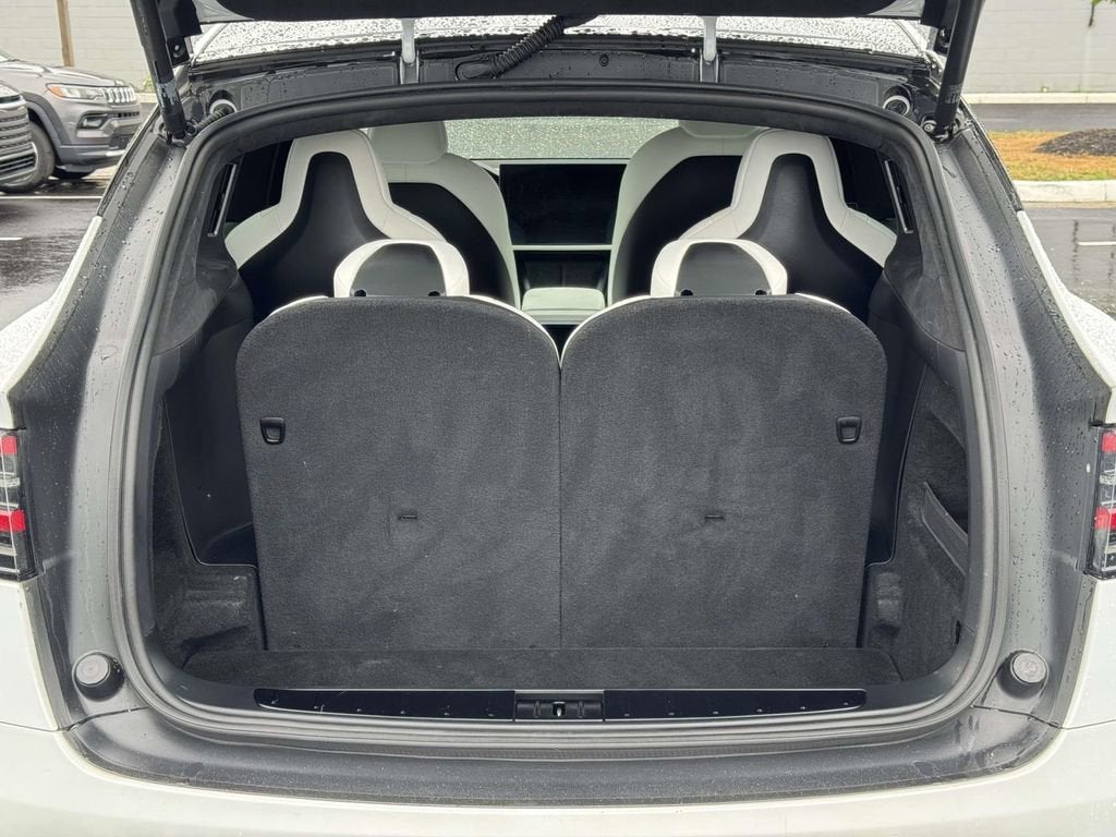 2022 Tesla Model X Base