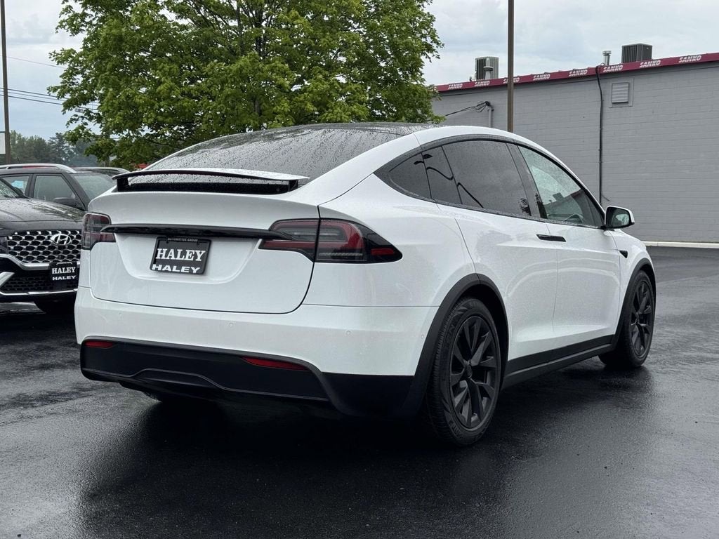 2022 Tesla Model X Base