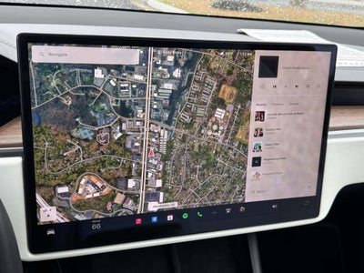 2022 Tesla Model X Base