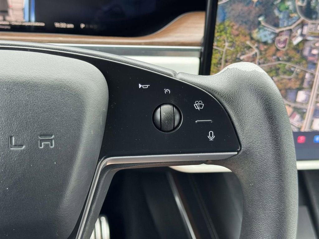 2022 Tesla Model X Base
