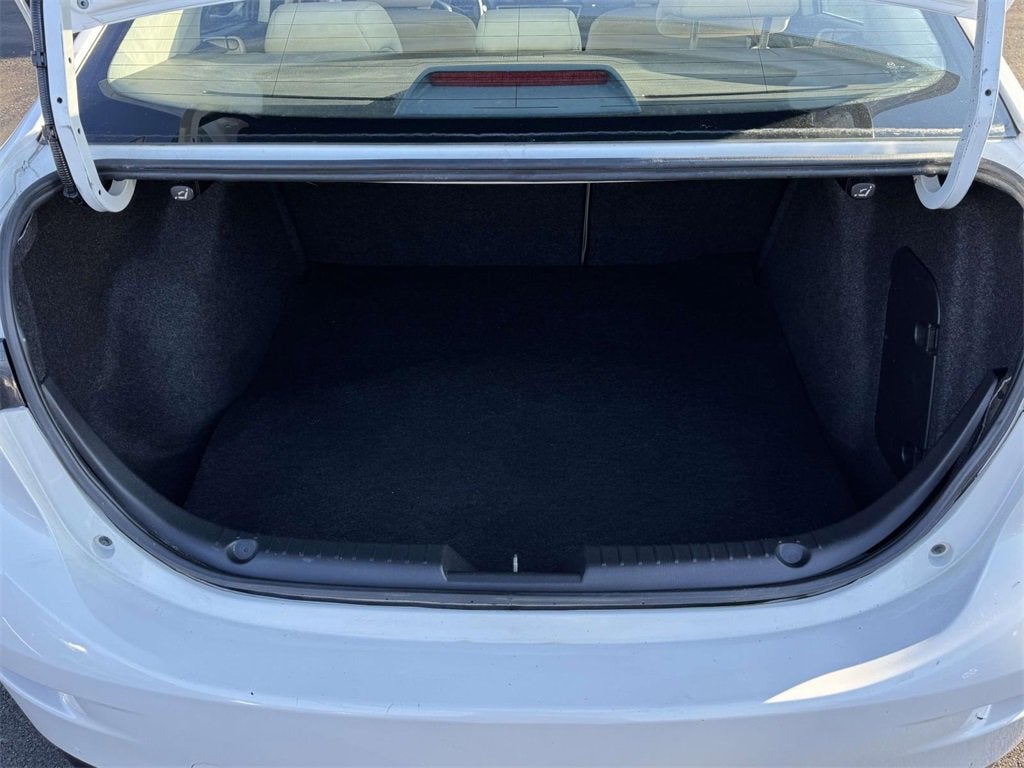 2014 Mazda Mazda3 i Sport