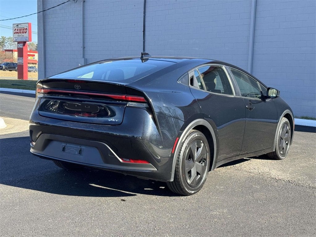 2024 Toyota Prius LE