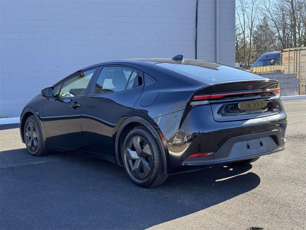 2024 Toyota Prius LE