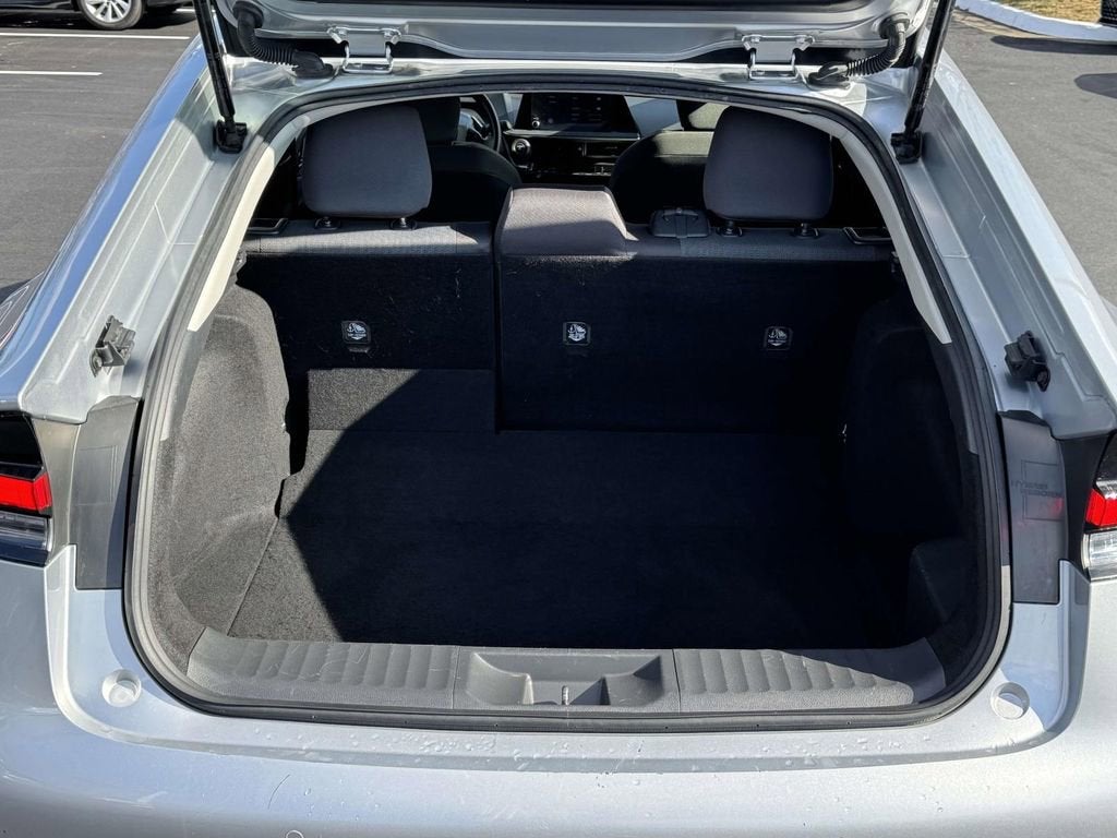 2024 Toyota Prius LE