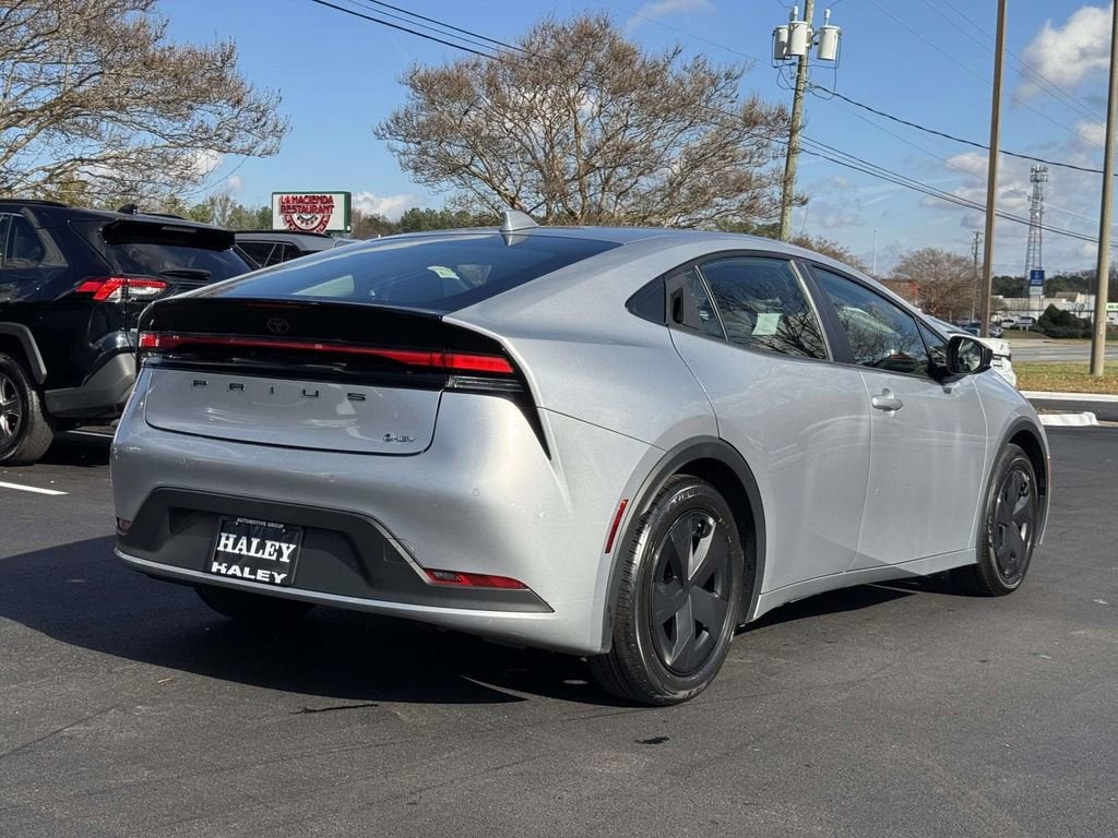 2024 Toyota Prius LE