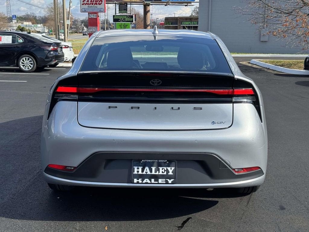 2024 Toyota Prius LE