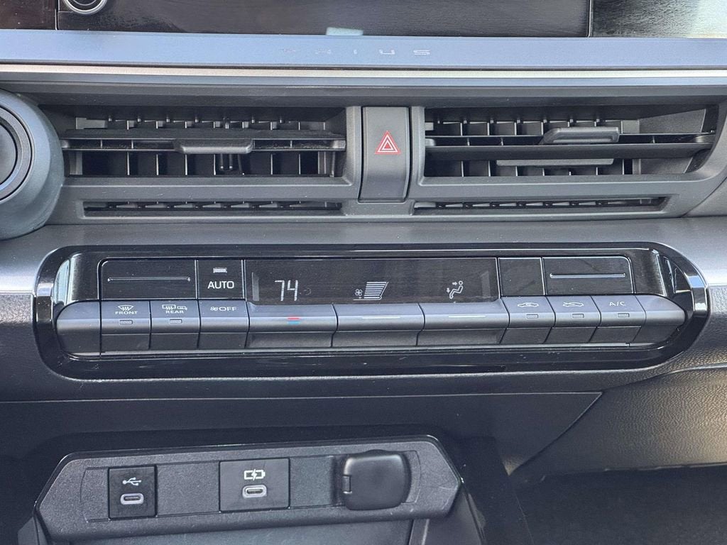 2024 Toyota Prius LE