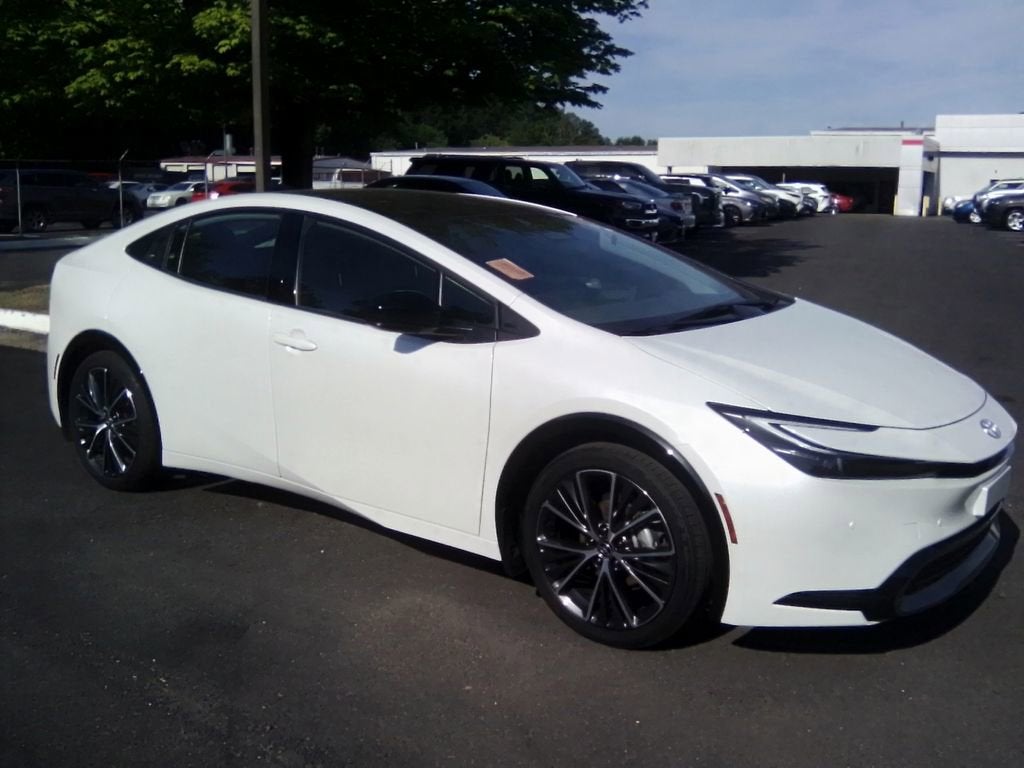2024 Toyota Prius XLE