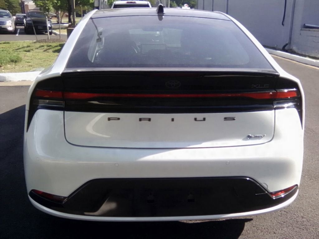 2024 Toyota Prius XLE