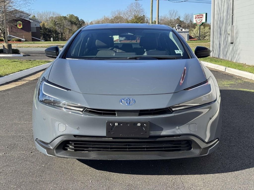 2025 Toyota Prius LE