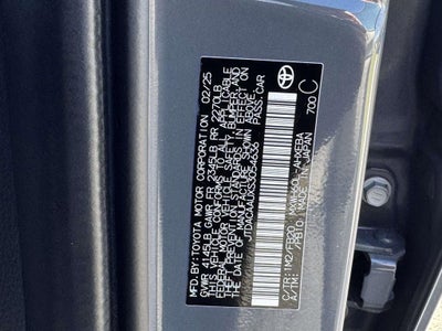 2025 Toyota Prius LE