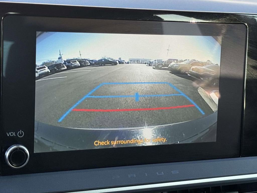 2025 Toyota Prius LE