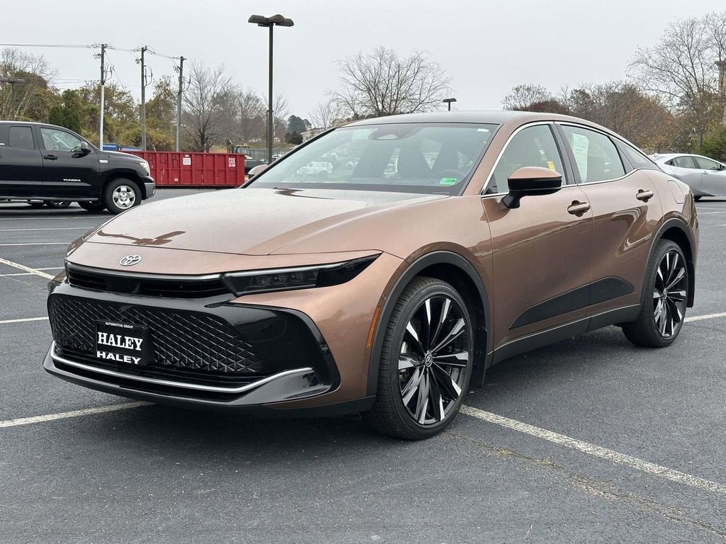 2025 Toyota Crown Platinum