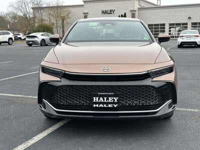 2025 Toyota Crown Platinum