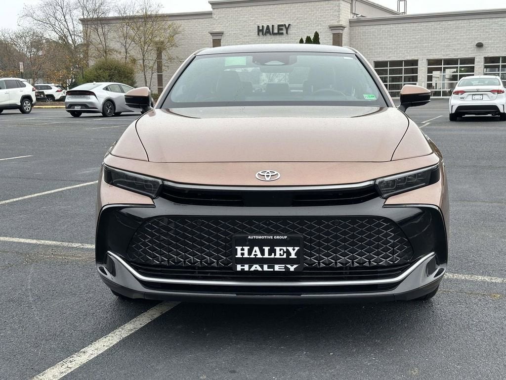 2025 Toyota Crown Platinum