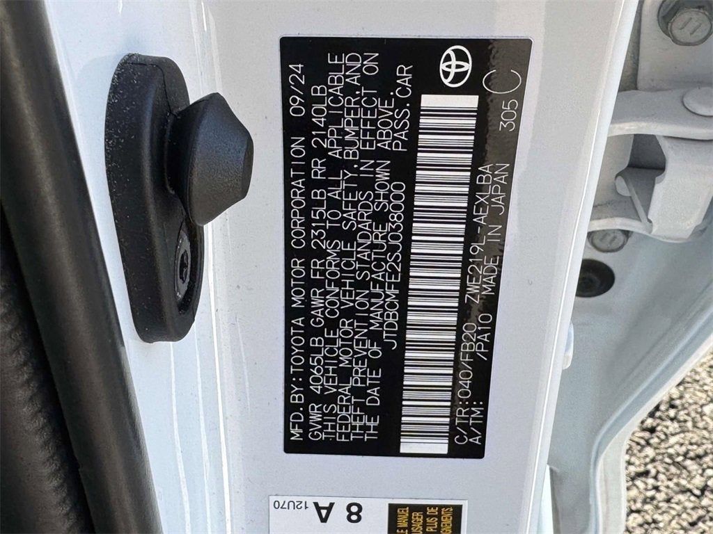 2025 Toyota Corolla LE