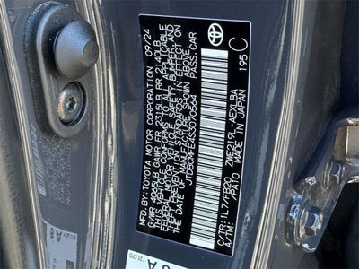 2025 Toyota Corolla LE