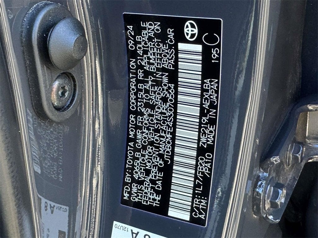 2025 Toyota Corolla LE